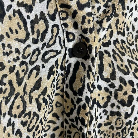Chico's‎ Size 3 XL Button Up Long Sleeve Animal Print Blouse Brown Tan - Picture 4 of 7